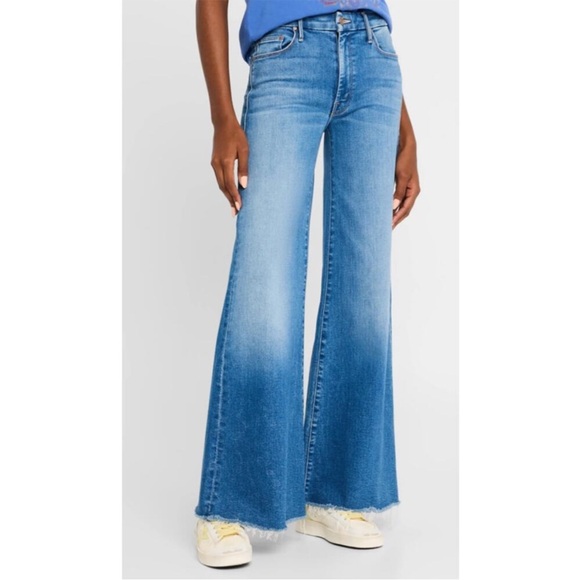 MOTHER Denim - MOTHER The Roller Fray - Work Hard Play Hard Size 32